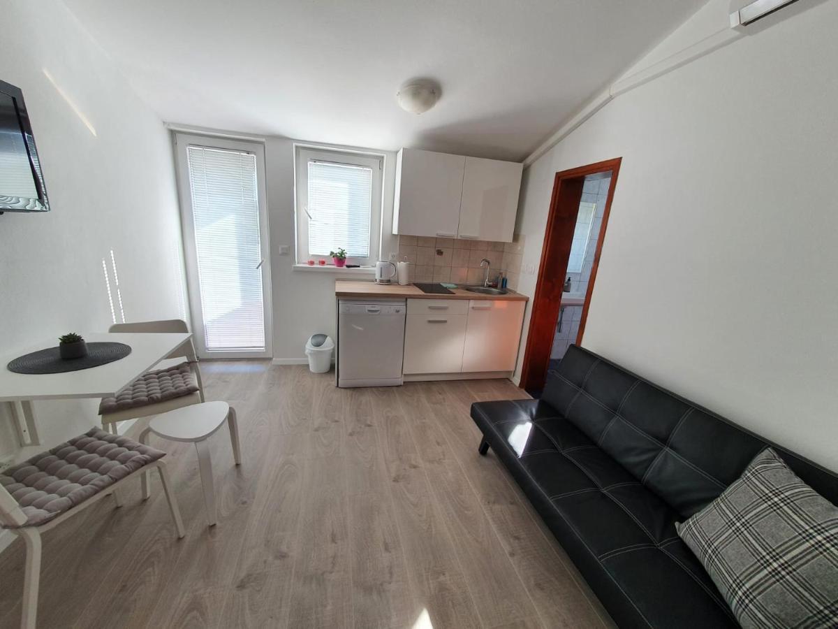 Miso Apartment *